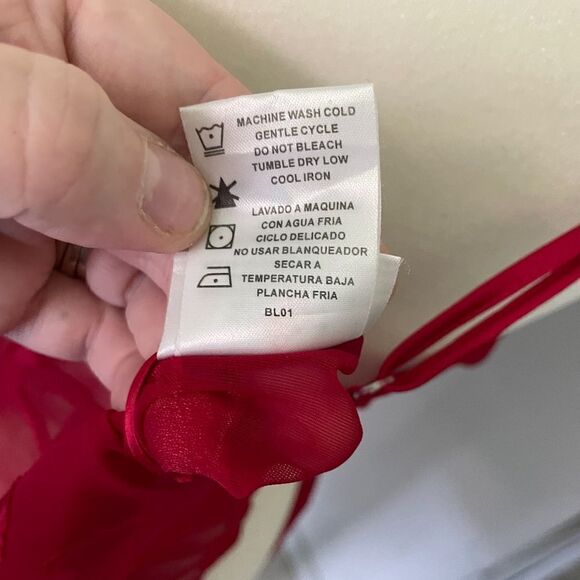 NWOT Secret Treasures Sexy Red Teddy - M - Picture 7 of 7